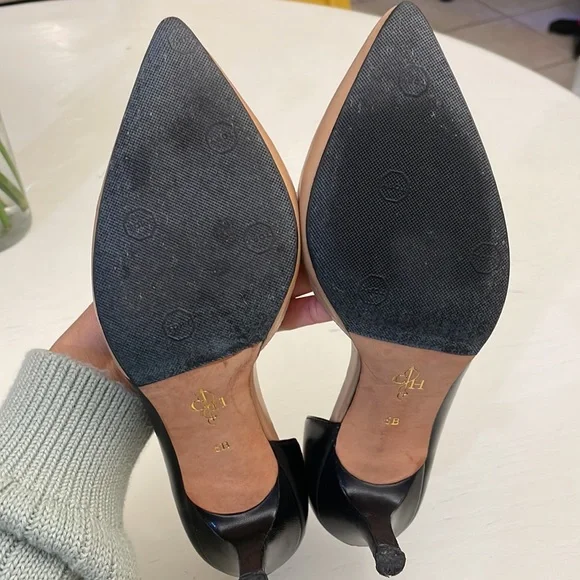 Cole Haan Black and Tan Heels (Size 6) - Picture 2 of 6